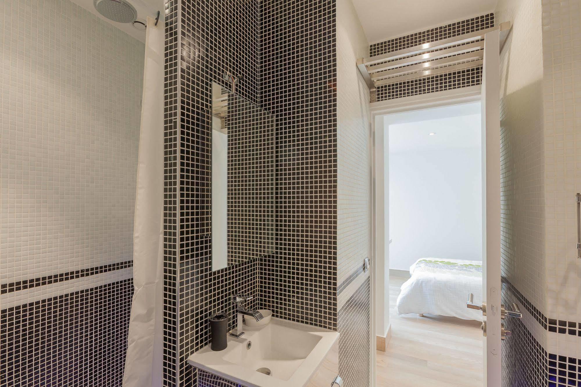Residence Hotel Le Relais Amelie Clamart Eksteriør bilde